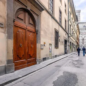https://ricasoli-duomo-home.it-tuscanyhotel.com